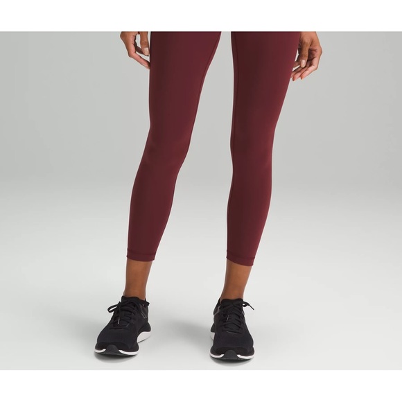 Lululemon wonder train red merlot leggings 25” size 0 - Picture 2 of 2